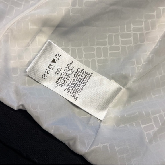 Columbia windbreaker Jacket - Picture 6 of 8